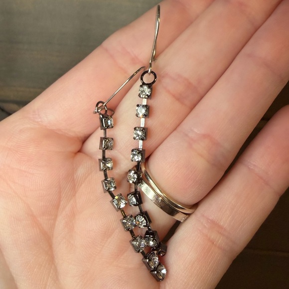 “Classic Bling” Rhinestone Dangle Earrings - Picture 3 of 7